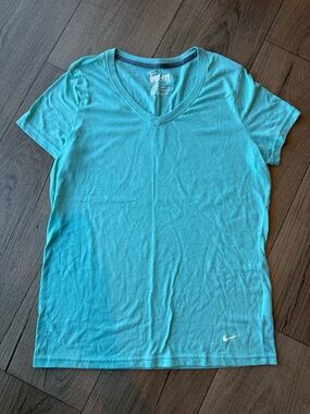 Nike Women's Short Sleeve V-Neck Tee in Aqua Blue
